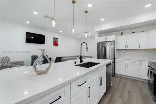 21105 NW 14th Pl, Miami Gardens, FL 33169 - Photo 7