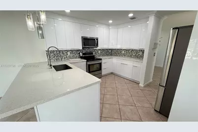 16353 SW 29th St, Miramar, FL 33027 - Photo 9