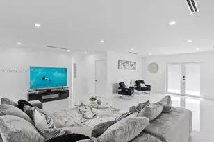 4901 Grant St, Hollywood, FL 33021 - Photo 3