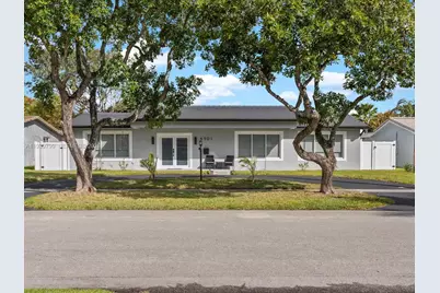 4901 Grant St, Hollywood, FL 33021 - Photo 1