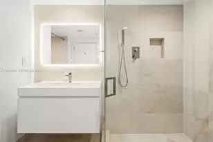 6801 Collins Ave, Miami Beach, FL 33141 - Photo 17