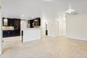 11071 NW 47th Ln, Doral, FL 33178 - Photo 15