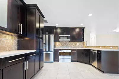 11071 NW 47th Ln, Doral, FL 33178 - Photo 3