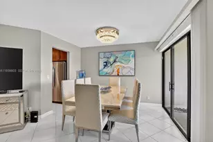 5901 Camino Del Sol, Boca Raton, FL 33433 - Photo 9