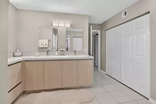 5901 Camino Del Sol, Boca Raton, FL 33433 - Photo 23