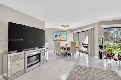 5901 Camino Del Sol #207, Boca Raton, FL 33433 - Photo 1