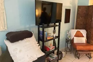 653 Michigan Ave, Miami Beach, FL 33139 - Photo 15