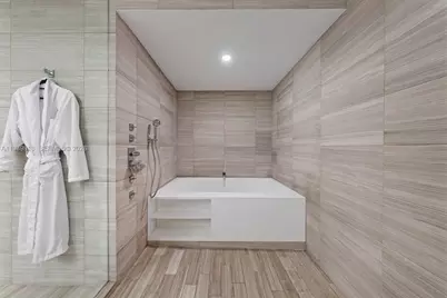 4701 N Meridian Ave #222, Miami Beach, FL 33140 - Photo 21