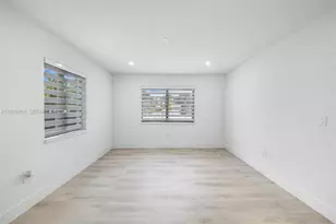 2250 NW 95th St, Miami, FL 33147 - Photo 9
