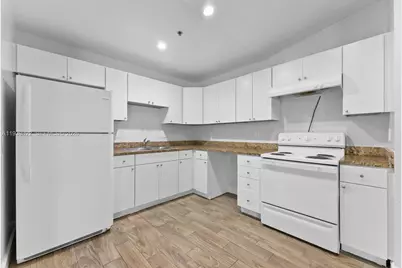 56 W 12th St, Riviera Beach, FL 33404 - Photo 17