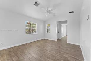 56 W 12th St, Riviera Beach, FL 33404 - Photo 19