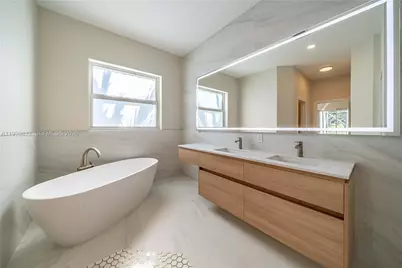 8041 Bermuda Point Ln, Davie, FL 33328 - Photo 43