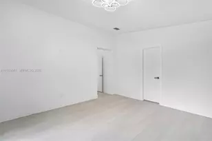 2115 NW 129th St, Miami, FL 33167 - Photo 19