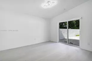 2115 NW 129th St, Miami, FL 33167 - Photo 17