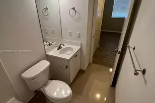 721 SW 107th Ave, Pembroke Pines, FL 33025 - Photo 31