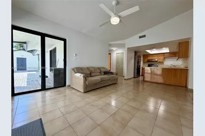 9064 SW 6th St #9064, Miami, FL 33174 - Photo 5