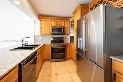 3725 S Ocean Dr #1406, Hollywood, FL 33019 - Photo 5