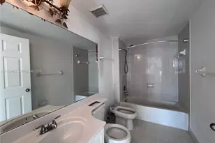 17350 NW 67th Ave, Hialeah, FL 33015 - Photo 7