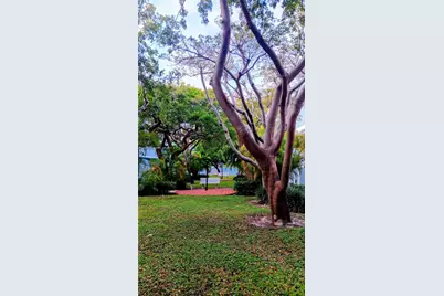 798 Crandon Blvd #55-B, Key Biscayne, FL 33149 - Photo 13