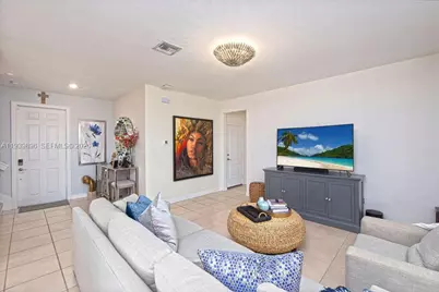 8175 NW Greenbank Cir, Port Saint Lucie, FL 34987 - Photo 7