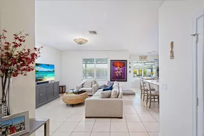 8175 NW Greenbank Cir, Port Saint Lucie, FL 34987 - Photo 3