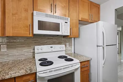 7552 Ashmont Cir #310, Tamarac, FL 33321 - Photo 15