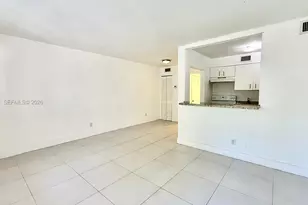 42 SW 14th St, Dania Beach, FL 33004 - Photo 5