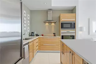 2020 N Bayshore Dr, Miami, FL 33137 - Photo 7