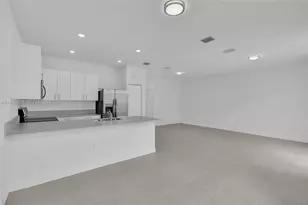 732 SE 13th Ct, Homestead, FL 33034 - Photo 15