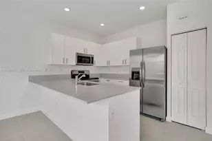 732 SE 13th Ct, Homestead, FL 33034 - Photo 17