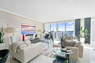 770 NE 69th St, Miami, FL 33138 - Photo 9