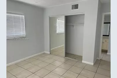 5100 SW 41st St #329, Pembroke Park, FL 33023 - Photo 5