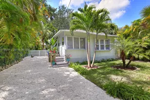 3660 Poinciana Ave, Coconut Grove, FL 33133 - Photo 1