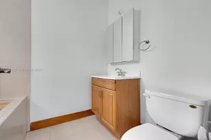 3274 NW 100th St, Miami, FL 33147 - Photo 23