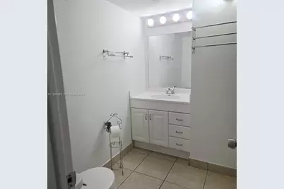 3115 Oakland Shores Dr #E207, Oakland Park, FL 33309 - Photo 7