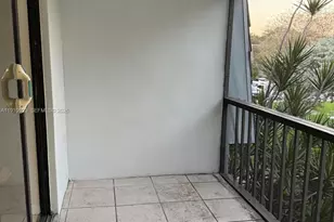 3115 Oakland Shores Dr, Oakland Park, FL 33309 - Photo 9