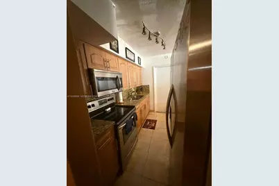 3270 NW 132nd Ter, Opa-Locka, FL 33054 - Photo 7