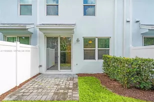 853 Seabright Ave, West Palm Beach, FL 33413 - Photo 3