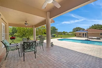 12851 Luray Rd, Southwest Ranches, FL 33330 - Photo 17
