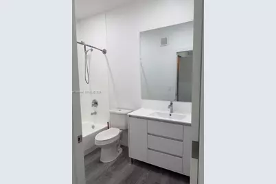 17820 NW 73rd Ave #101-1, Hialeah, FL 33015 - Photo 5