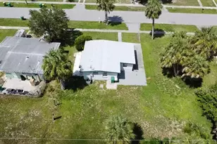 3460 Normandy Dr, Port Charlotte, FL 33952 - Photo 27