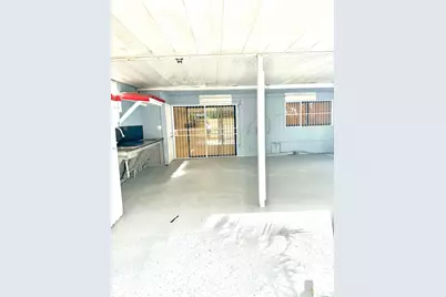 220 W 68th St #101, Hialeah, FL 33014 - Photo 27