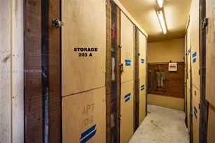 7100 Nova Dr, Davie, FL 33317 - Photo 27