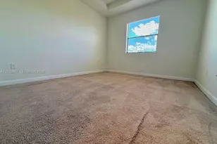 320 SE 37th Ter, Homestead, FL 33033 - Photo 11