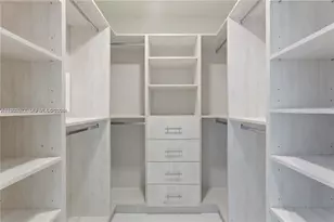 851 NE 1st Ave, Miami, FL 33132 - Photo 7