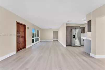 40 W 58th St, Hialeah, FL 33012 - Photo 11