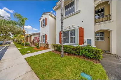 951 NE 42nd Ter #951, Homestead, FL 33033 - Photo 5