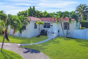 8230 SW 30th St, Miami, FL 33155 - Photo 9