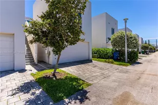 6410 NW 105th Pl, Doral, FL 33178 - Photo 43