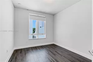 6410 NW 105th Pl, Doral, FL 33178 - Photo 17